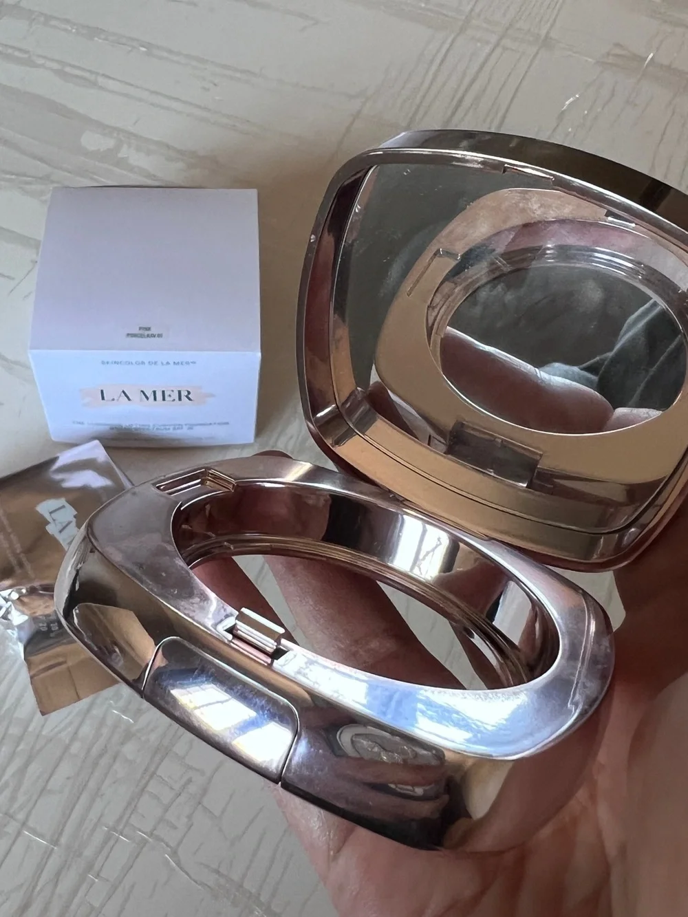 La Mer Cushion Foundation Compact